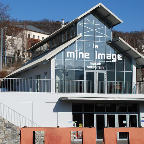 photo de la devanture du musée souterrain de la mine image